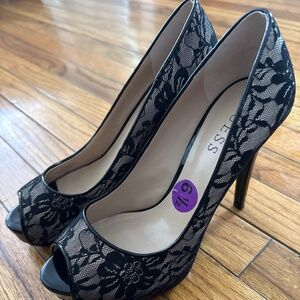 Guess heels